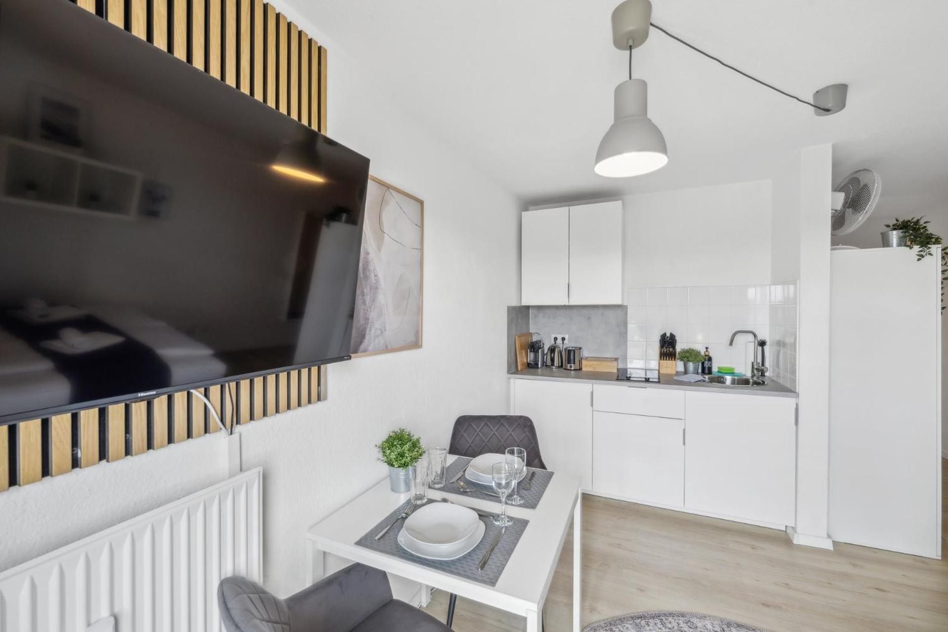 Andriss - Study & Work Apartments - Wifi - Kitchen Kaiserslautern Eksteriør bilde