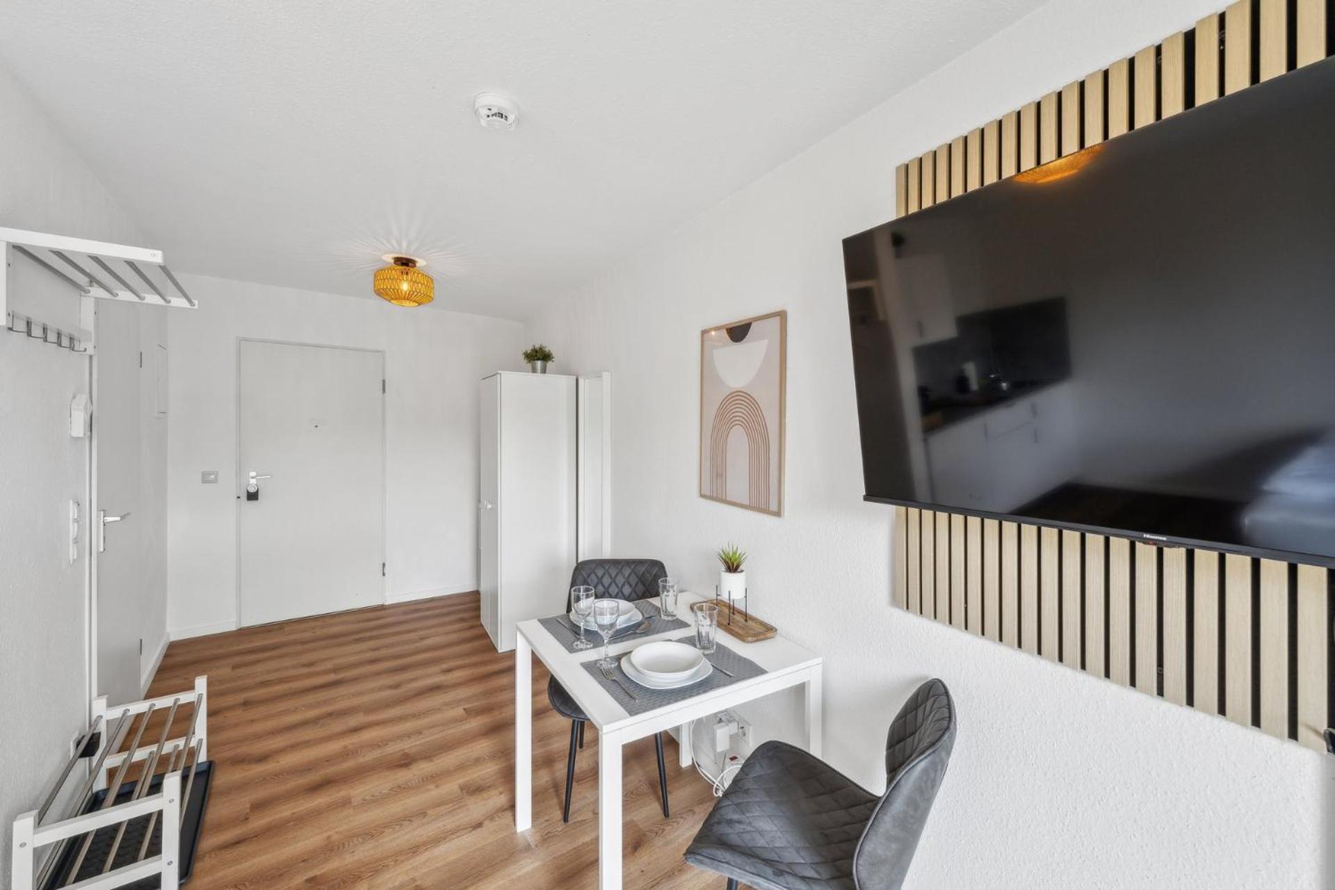 Andriss - Study & Work Apartments - Wifi - Kitchen Kaiserslautern Eksteriør bilde